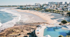Spacious Apartment, Walk To Kings Beach